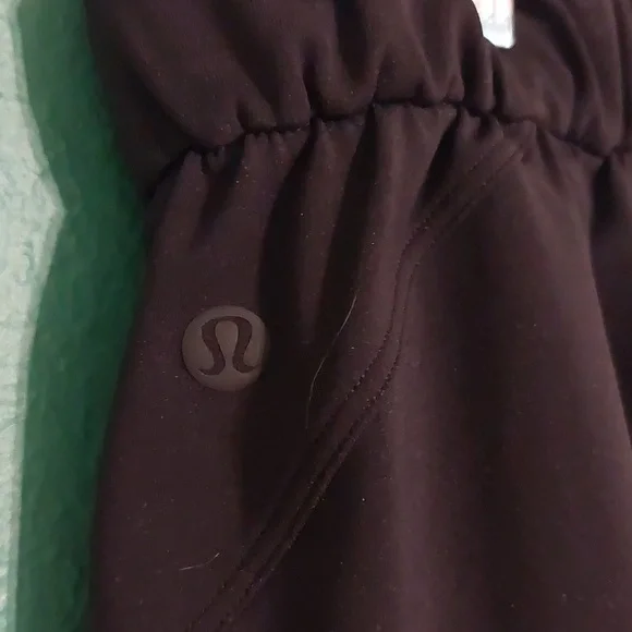 Lululemon Bundle - Jet Pants and On the Fly Pants - Picture 8 of 10